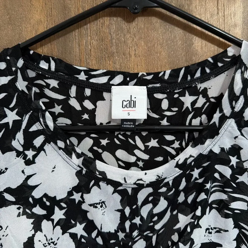 Cabi Womens Blouse Black Gray Floral Round Neck Sleeveless Sheer Stretch Small